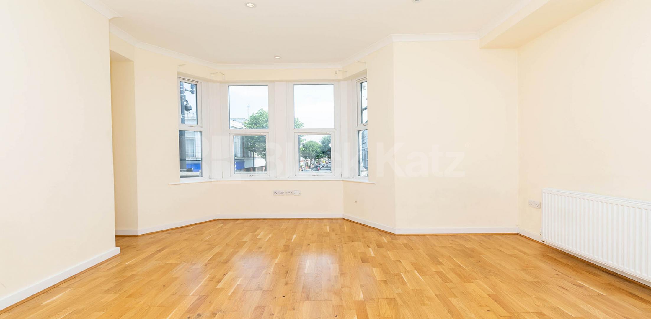 			3 Bedroom, 3 bath, 3 reception Apartment			 High Street North, East Ham E6